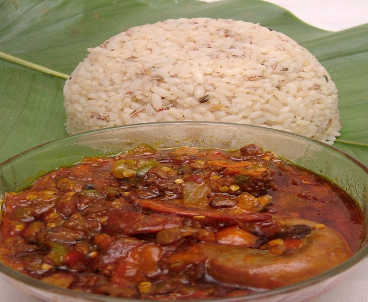 learn-how-to-cook-delicious-ofada-rice-with-sauce